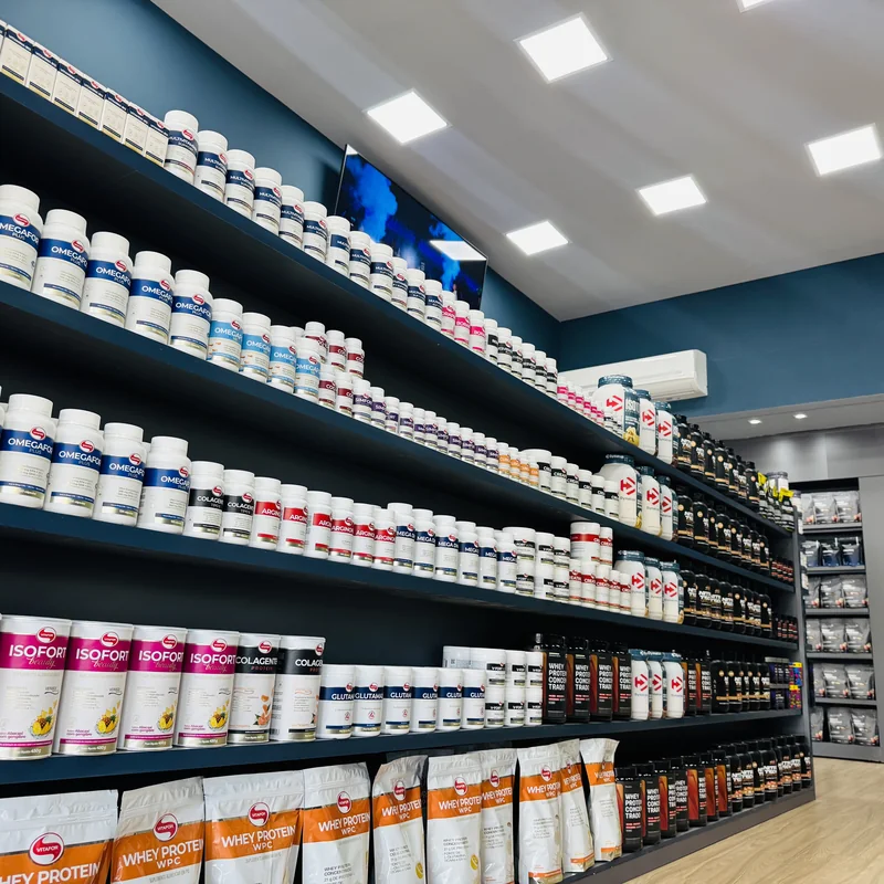 Prateleiras de vitaminas da Vital Store